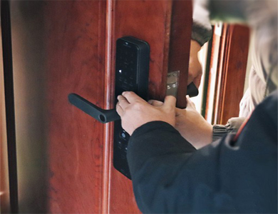 蓬江24小时上门开锁公司